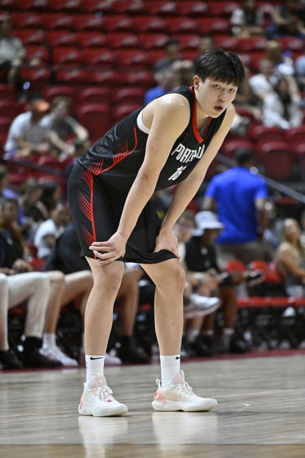 金牛在线 前NBA助教：杨瀚森运球流畅&掩护灵活&擅长选位 但力量要提升